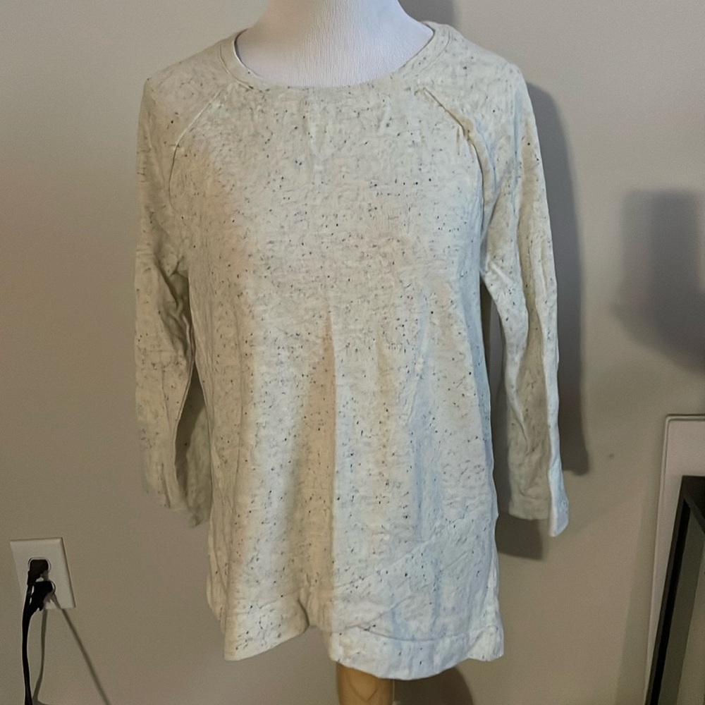 Women’s Loft top. Size medium.